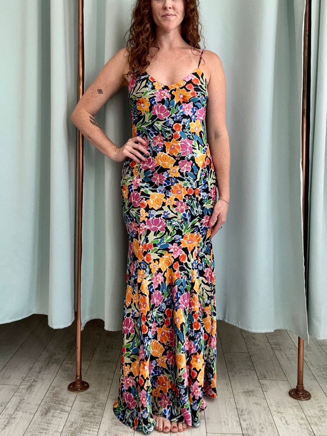 bold print maxi dress Floral Printed Scalloped Trim Maxi Dress